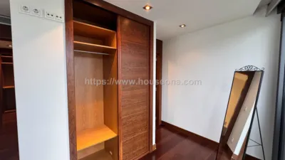 Apartment in Plaza de Euskadi photo 16
