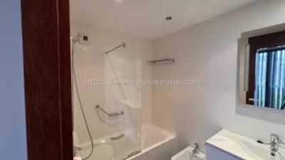 Apartment in Plaza de Euskadi photo 26
