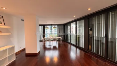 Apartment in Plaza de Euskadi photo 4