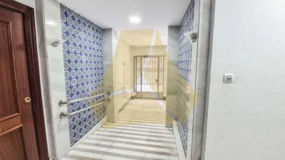 Piso en calle Teodosio photo 37