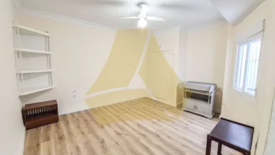 Apartment on Calle Teodosio photo 5