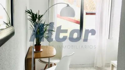 Piso en alquiler en Centro - Imagen 2