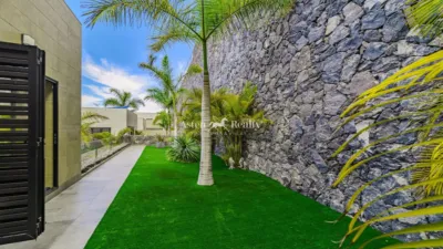 House on Calle Luxemburgo photo 29
