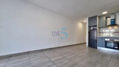 Pis – Torrevieja, Urbanización Los Balcones - Més