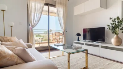 Casa en alquiler en Carrer de Buenavista, cerca de Carrer Virgen del Losar, Platja del Port de Sagunt (Distrito Port de Sagunt. Sagunt - Sagunto) de 1.500 €<span>/mes</span>
