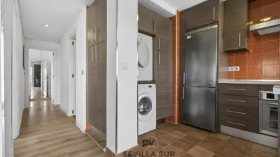 Piso en venta en Calle Guadalbullón, Pineda-Pedro Salvador (Distrito Bellavista-La Palmera. Sevilla Capital) de 235.000 €