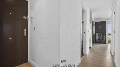 Piso en venta en Calle Guadalbullón, Pineda-Pedro Salvador (Distrito Bellavista-La Palmera. Sevilla Capital) de 235.000 €