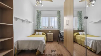 Piso en venta en Calle Guadalbullón, Pineda-Pedro Salvador (Distrito Bellavista-La Palmera. Sevilla Capital) de 235.000 €