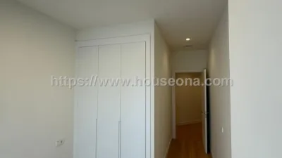 Apartment on Calle de Rodríguez Arias photo 14