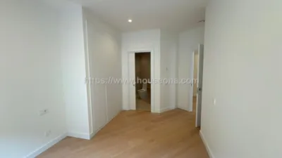 Apartment on Calle de Rodríguez Arias photo 23