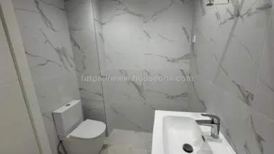 Apartment on Calle de Rodríguez Arias photo 30