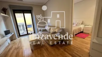 Piso en alquiler en Calle de Augusto Figueroa - Imagen 2