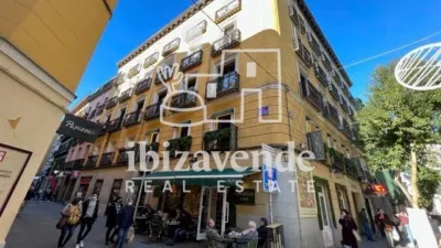 Piso en alquiler en Calle de Augusto Figueroa - Imagen 33