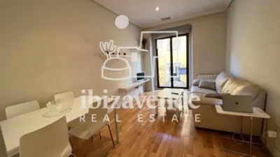 Piso en alquiler en Calle de Augusto Figueroa - Imagen 3