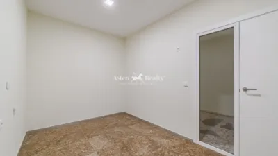 Piso en venta en Calle de Fernando Primo de Rivera, cerca de Calle Calvo Sotelo, Salamanca-Uruguay-Las Mimosas (Distrito Centro-Ifara. Santa Cruz de Tenerife Capital) de 250.000 €