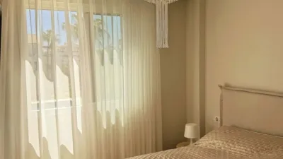 Piso en alquiler en Calle Ur Arroyo Las Cañas 8 Es:6 Pl:01 Pt:02 29680 Estep, Número 8, Selwo (Estepona) de 3.000 €<span>/mes</span>