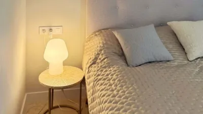 Piso en alquiler en Calle Ur Arroyo Las Cañas 8 Es:6 Pl:01 Pt:02 29680 Estep, Número 8, Selwo (Estepona) de 3.000 €<span>/mes</span>