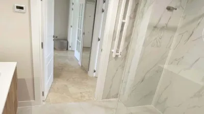 Piso en alquiler en Calle Ur Arroyo Las Cañas 8 Es:6 Pl:01 Pt:02 29680 Estep, Número 8, Selwo (Estepona) de 3.000 €<span>/mes</span>