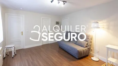 Piso en alquiler en Centro - Imagen 3