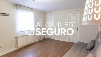 Piso en alquiler en Centro - Imagen 4