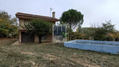 House on Valdenoceda Street photo 35