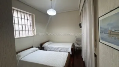 Apartment on Rodríguez Arias Street photo 12