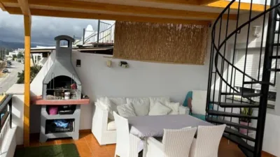 Attic in street photo 3