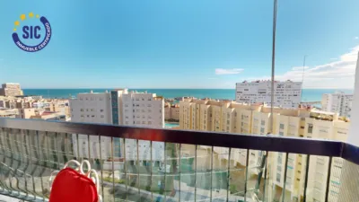 Piso en venta en Calle Caravel-Les, Número 8, Playa La Pobla de Farnals (La Pobla de Farnals) de 185.000 €