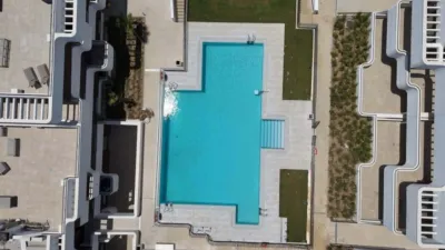 Apartment on Calle Hungria, Estepona, No. 2 photo 4
