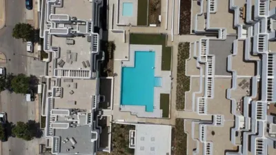 Apartment on Calle Hungria, Estepona, No. 2 photo 6