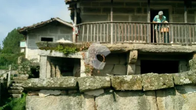 Semi-detached house on Carretera Comarcal photo 19