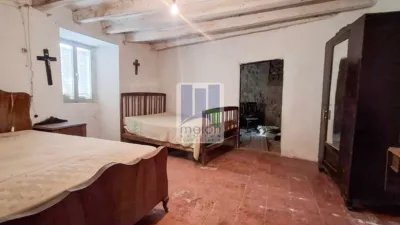 House on Calle Mansilla de Burgos photo 11