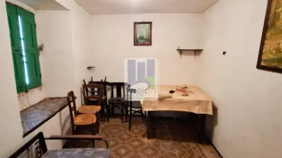 House on Calle Mansilla de Burgos photo 13
