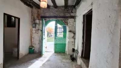 House on Calle Mansilla de Burgos photo 9