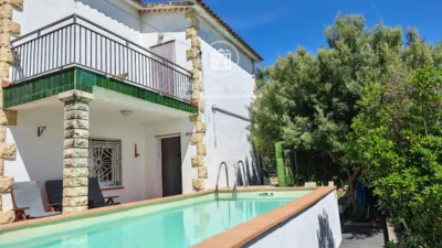 Chalet in Bellvei photo 2