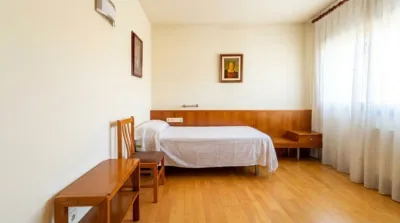 Apartment in Carrer de la Ciutat, Figueres photo 14