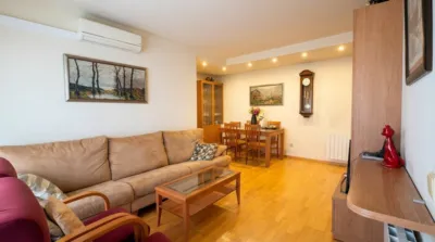 Apartment in Carrer de la Ciutat, Figueres photo 5