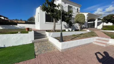 House in photo 3