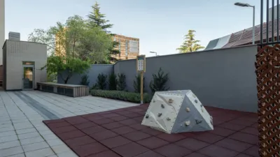 Piso en venta en Calle del Doctor Sánchez Villares, Huerta del Rey-Arturo Eyríes (Valladolid Capital) de 172.000 €