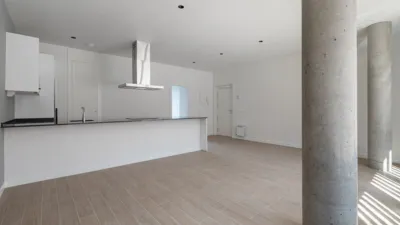 Piso en venta en Calle del Doctor Sánchez Villares, Huerta del Rey-Arturo Eyríes (Valladolid Capital) de 172.000 €