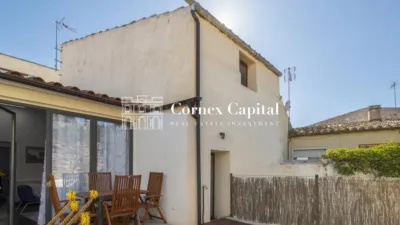 House on Calle Torroella de Montgrí photo 3