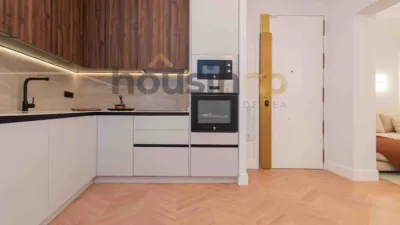 Apartment in Salamanca District photo 12