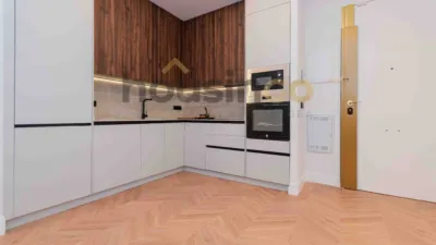 Apartment in Salamanca District photo 13