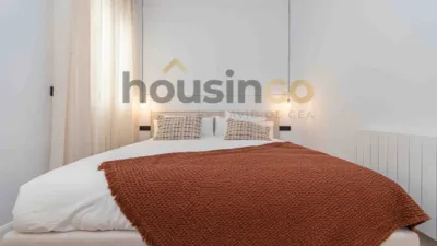 Apartment in Salamanca District photo 18