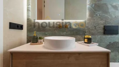 Apartment in Salamanca District photo 22