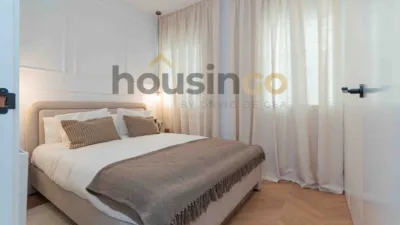 Apartment in Salamanca District photo 24