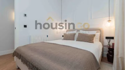 Apartment in Salamanca District photo 26