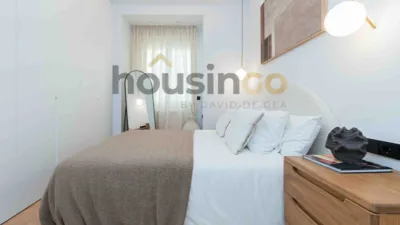 Apartment in Salamanca District photo 31
