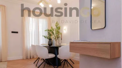 Apartment in Salamanca District photo 35