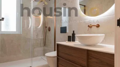Apartment in Salamanca District photo 40